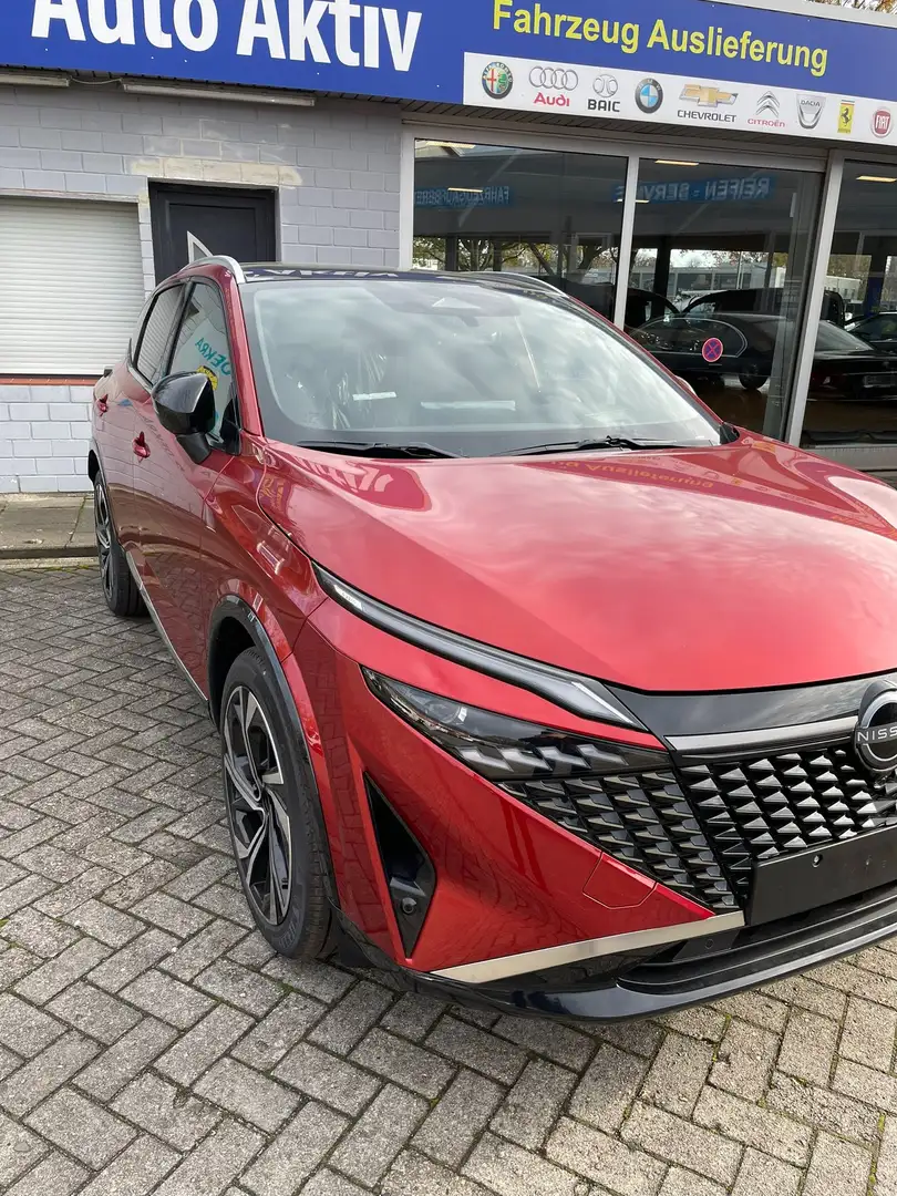 Nissan Qashqai Autom. MHEV Tekna+ 20"Alu Leder Panorama eHeck. Rot - 2
