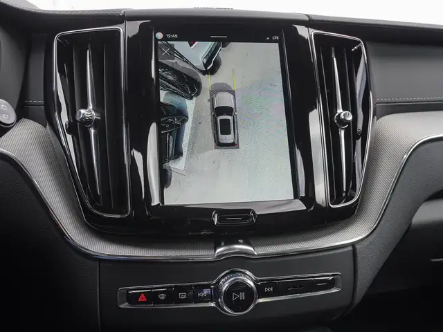 Volvo XC60 view 13