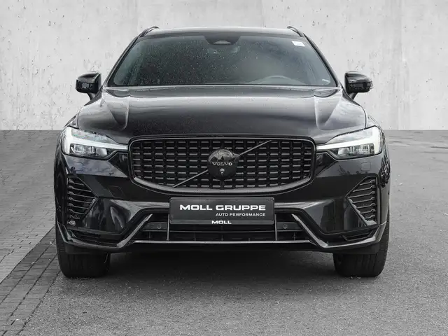 Volvo XC60 view 3