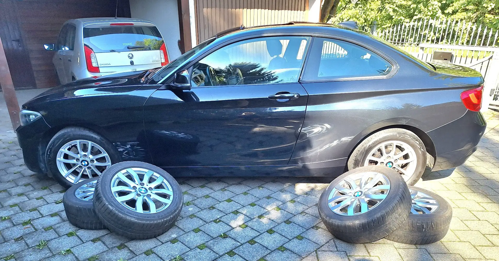 BMW 220 Coupé TOP ZUSTAND - TÜV/AU neu -Schiebedach Black - 2