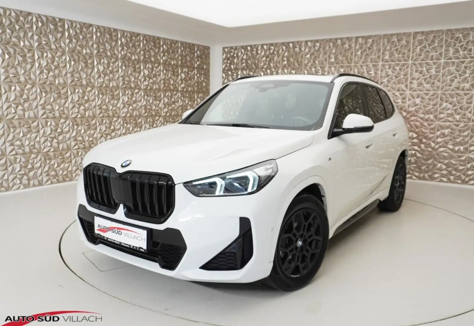 BMW X1 M sDrive 18i U11 B38 Weiß - 1