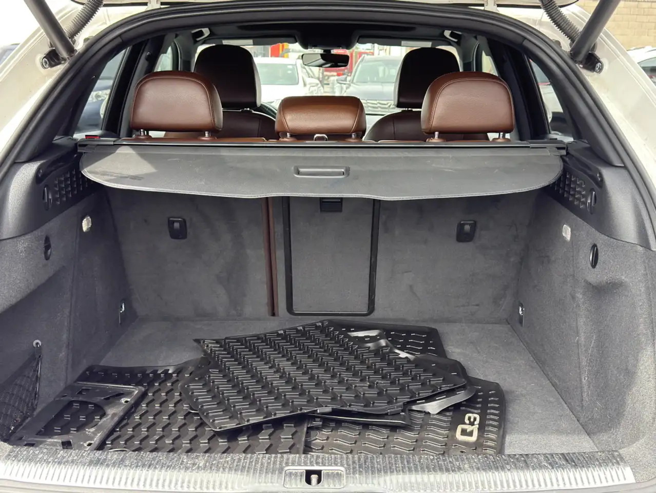 Audi Q3 fotografie Audi Q3