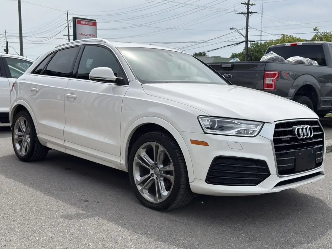 Audi Q3 fotografie Audi Q3