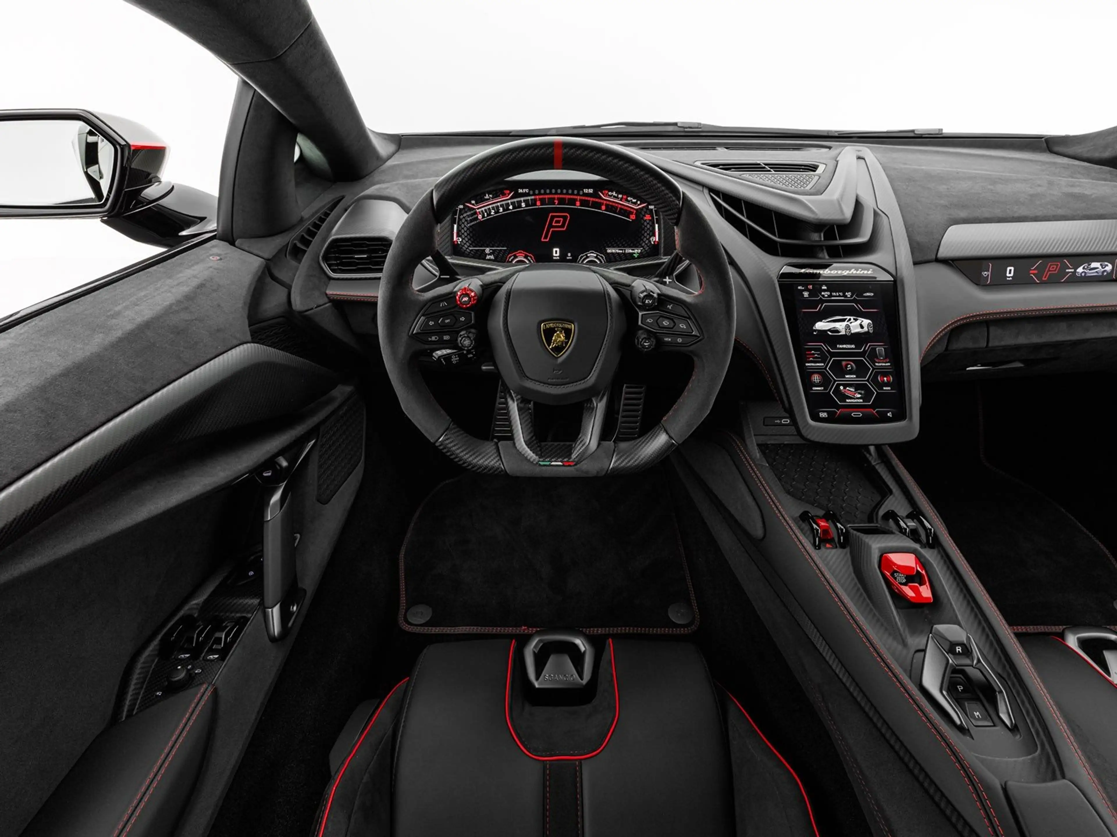Lamborghini Revuelto — photo 9