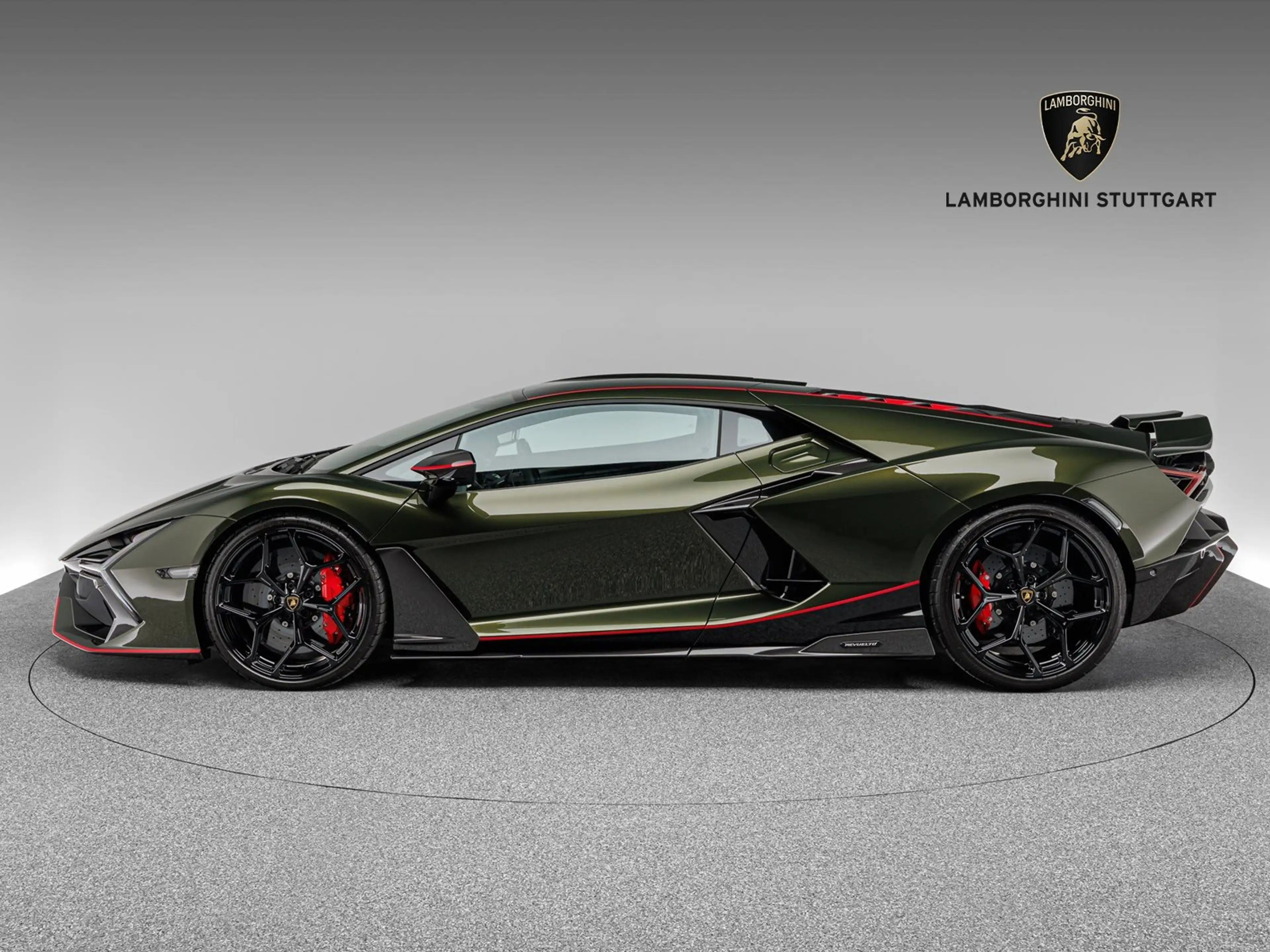 Lamborghini Revuelto — photo 3