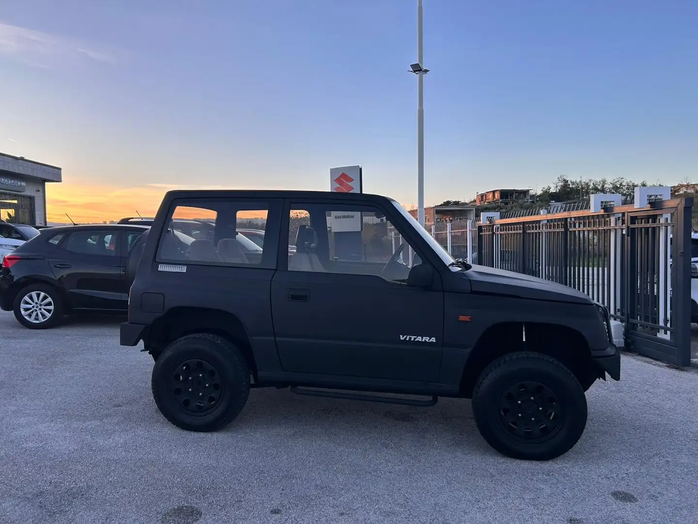 Suzuki Vitara Vitara 3p 1.6 JLX Nero - 2