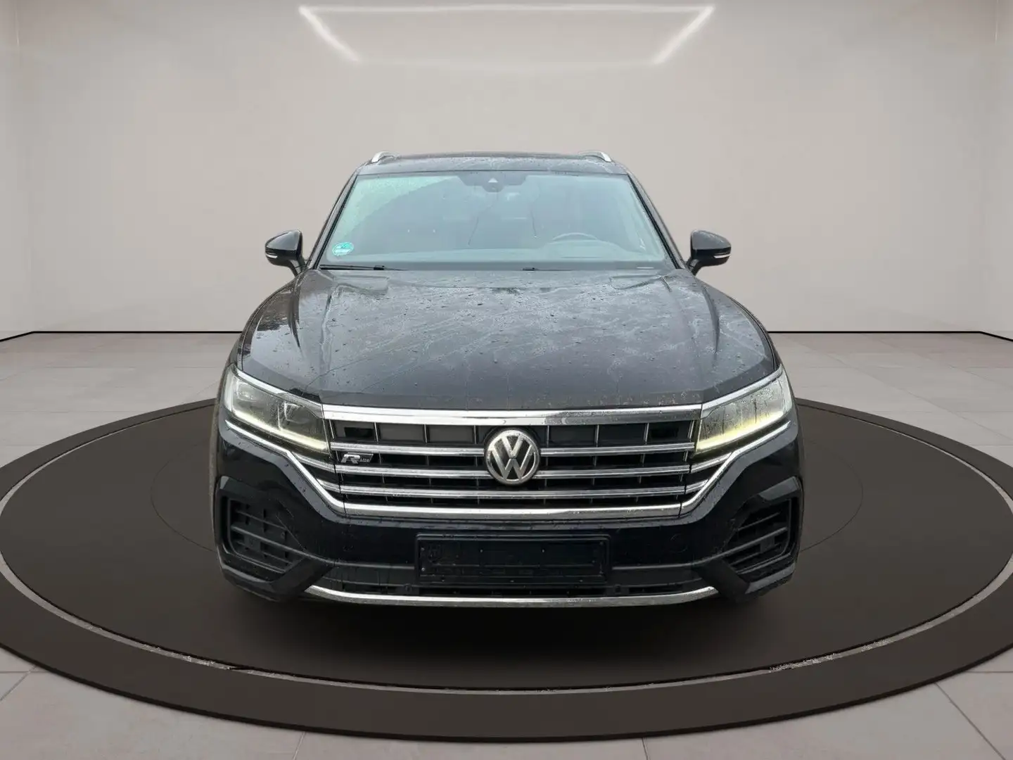 Volkswagen Touareg Atmosphere 4Motion R line Paket Zwart - 2