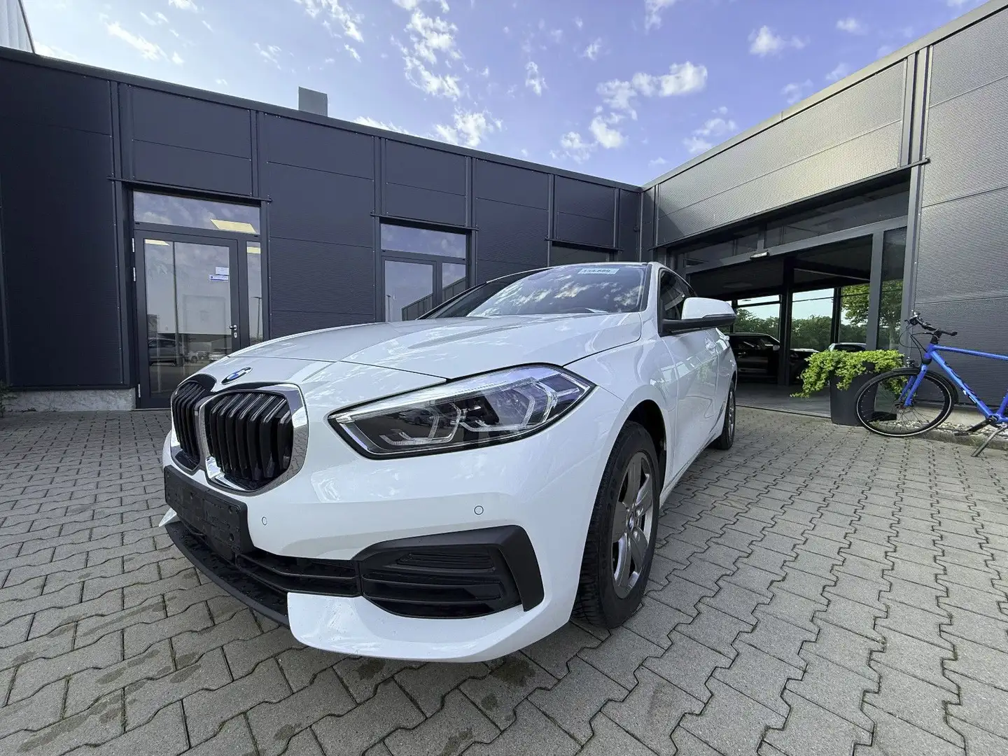 BMW 118 i Advantage Blanco - 2