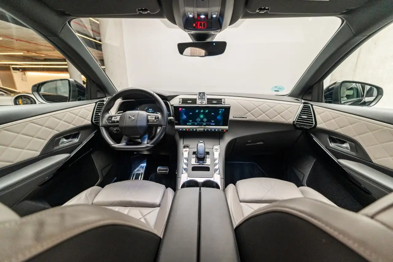 DS Automobiles DS 7 Crossback 2023 — фото 13