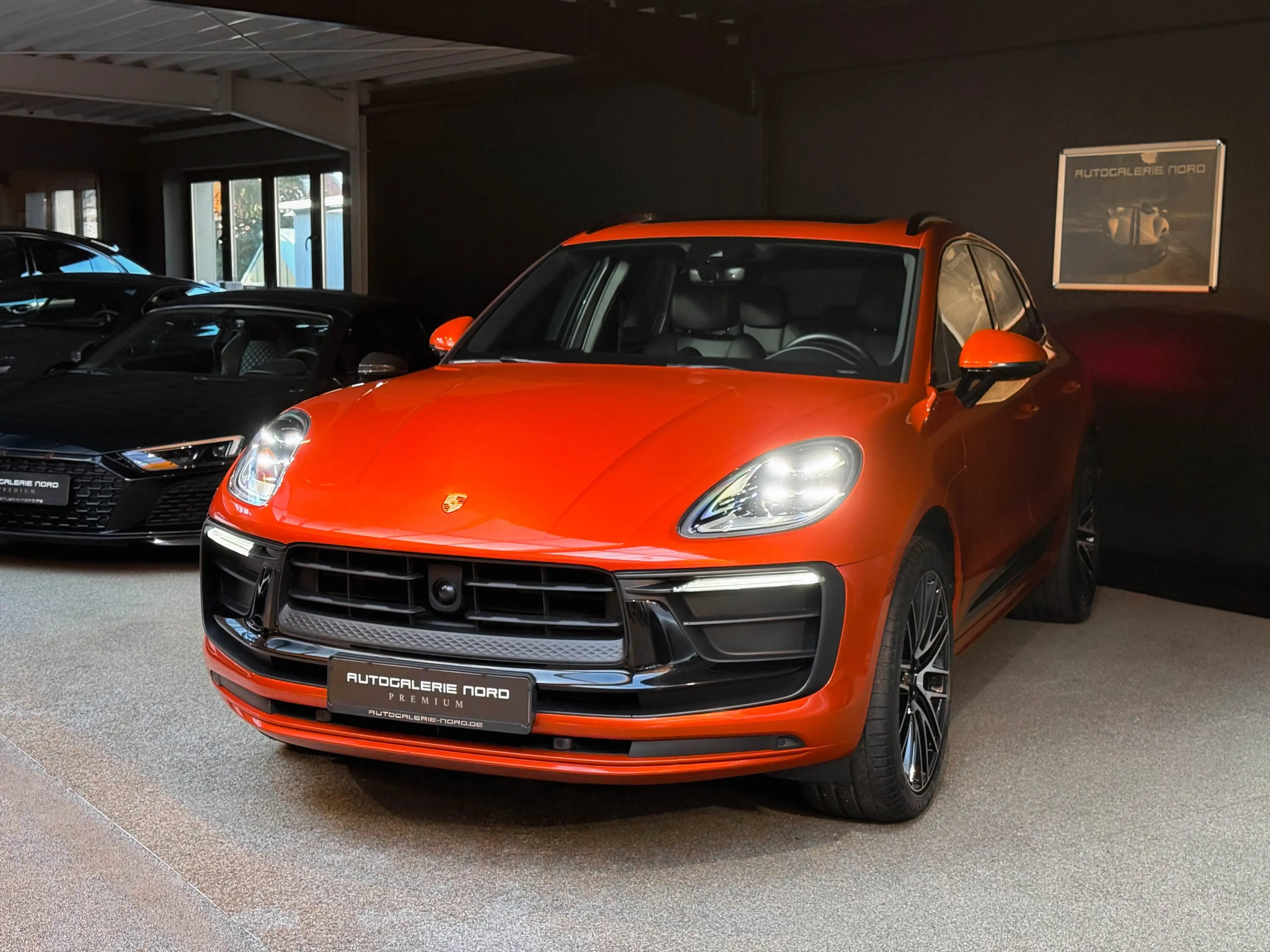 Porsche Macan Pano+ACC+911 Turbo Design+Luftfederung — photo 5