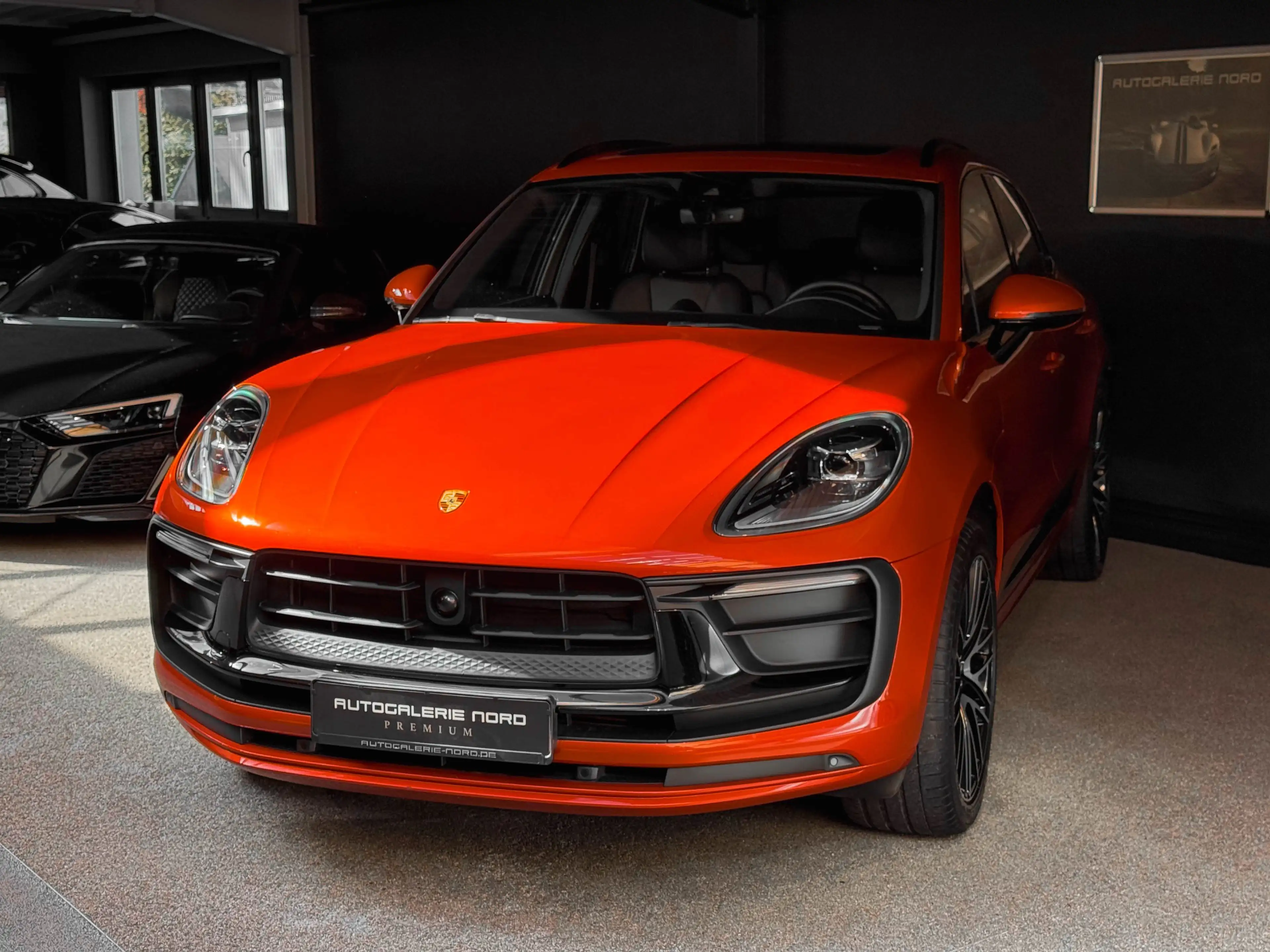 Porsche Macan Pano+ACC+911 Turbo Design+Luftfederung — photo 4