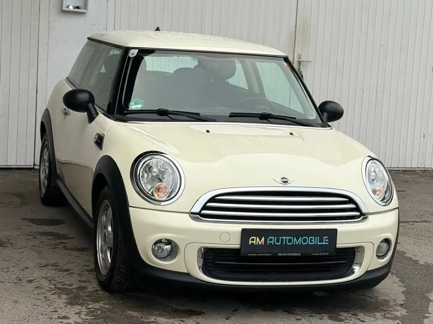 MINI One One Beige - 1