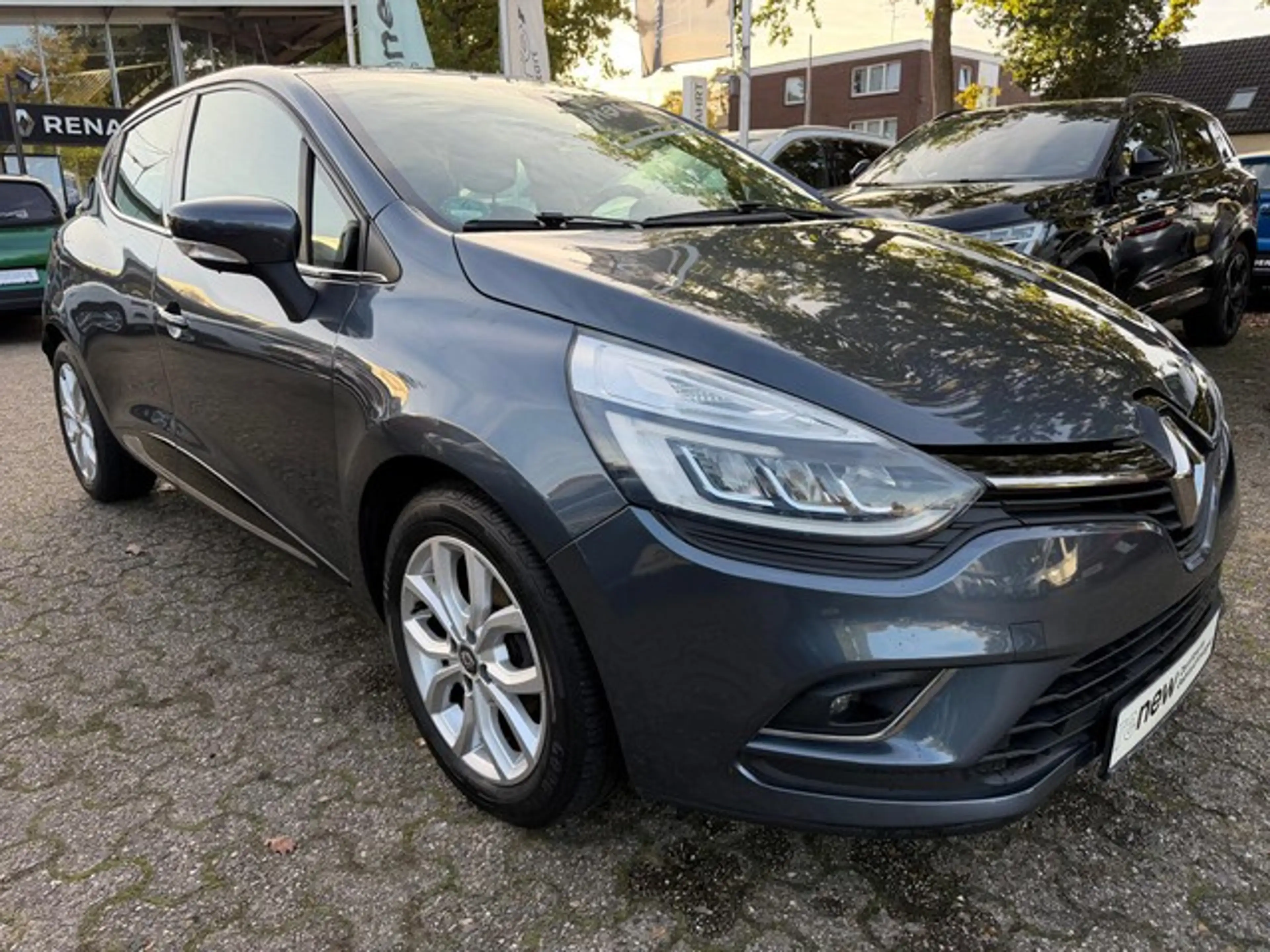 Renault Clio Intens — photo 9