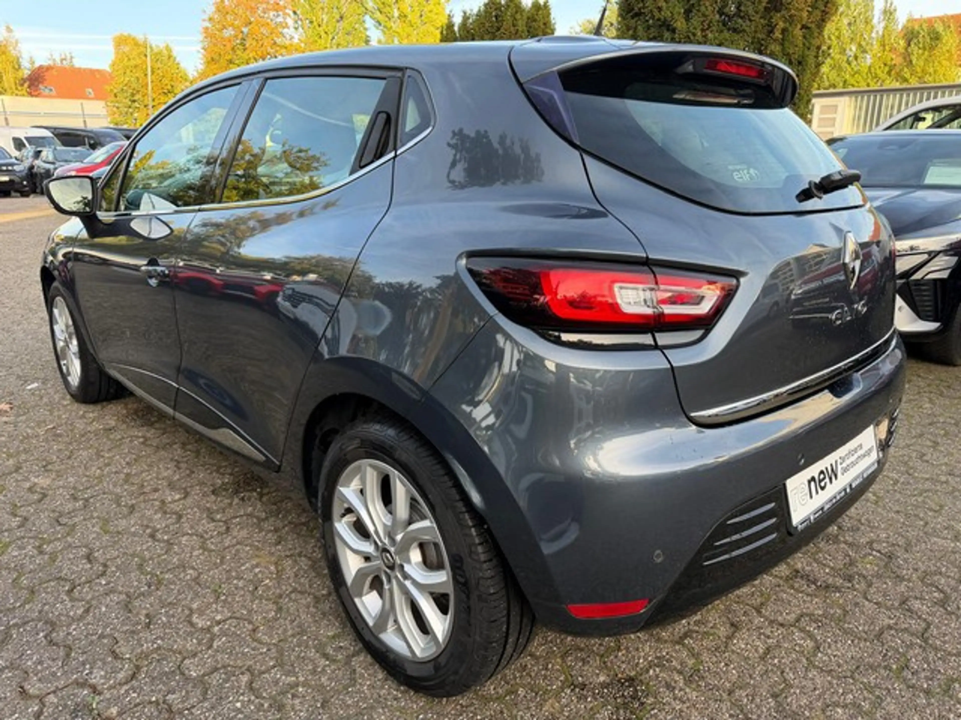 Renault Clio Intens — photo 10