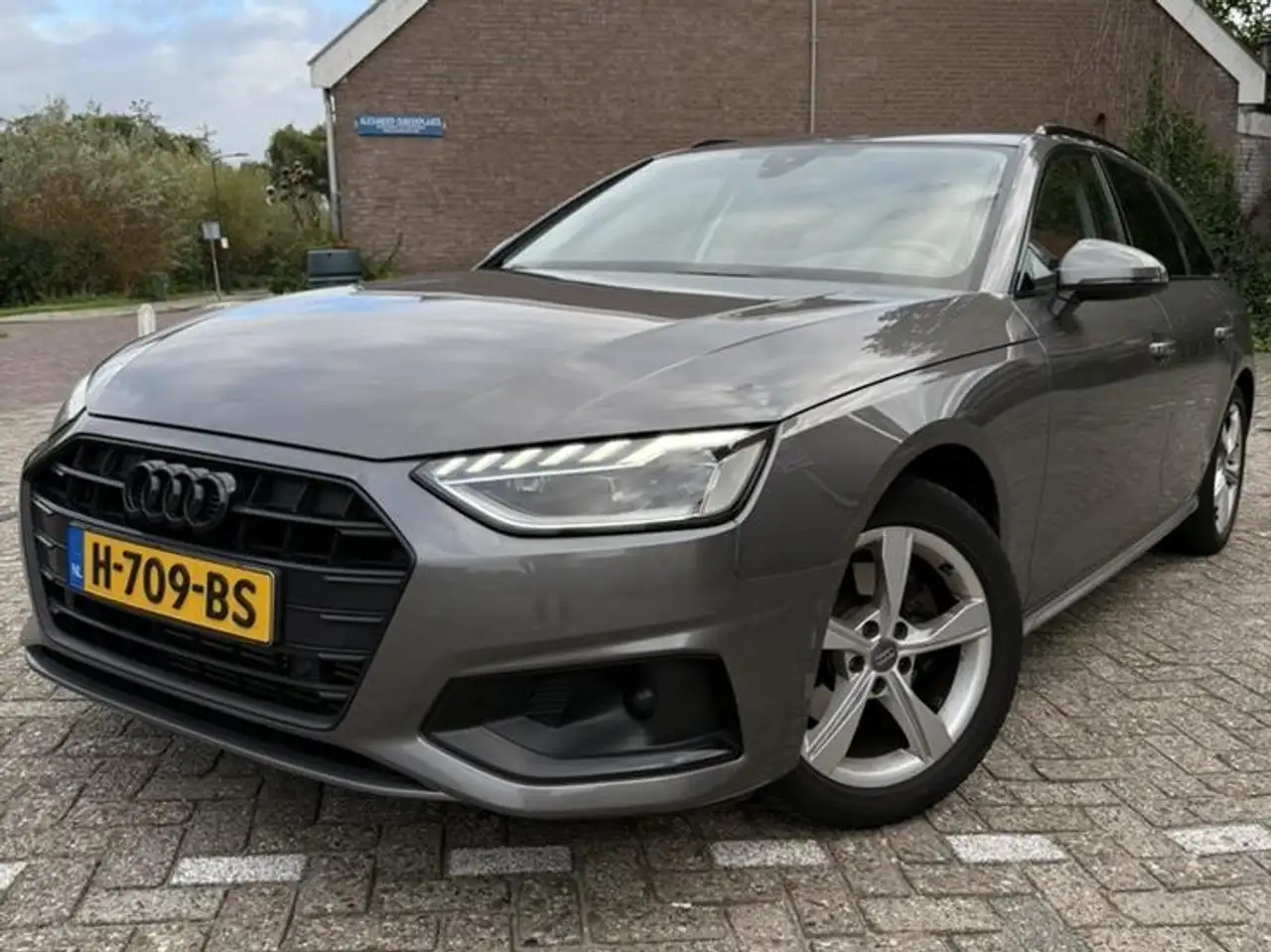Audi A4