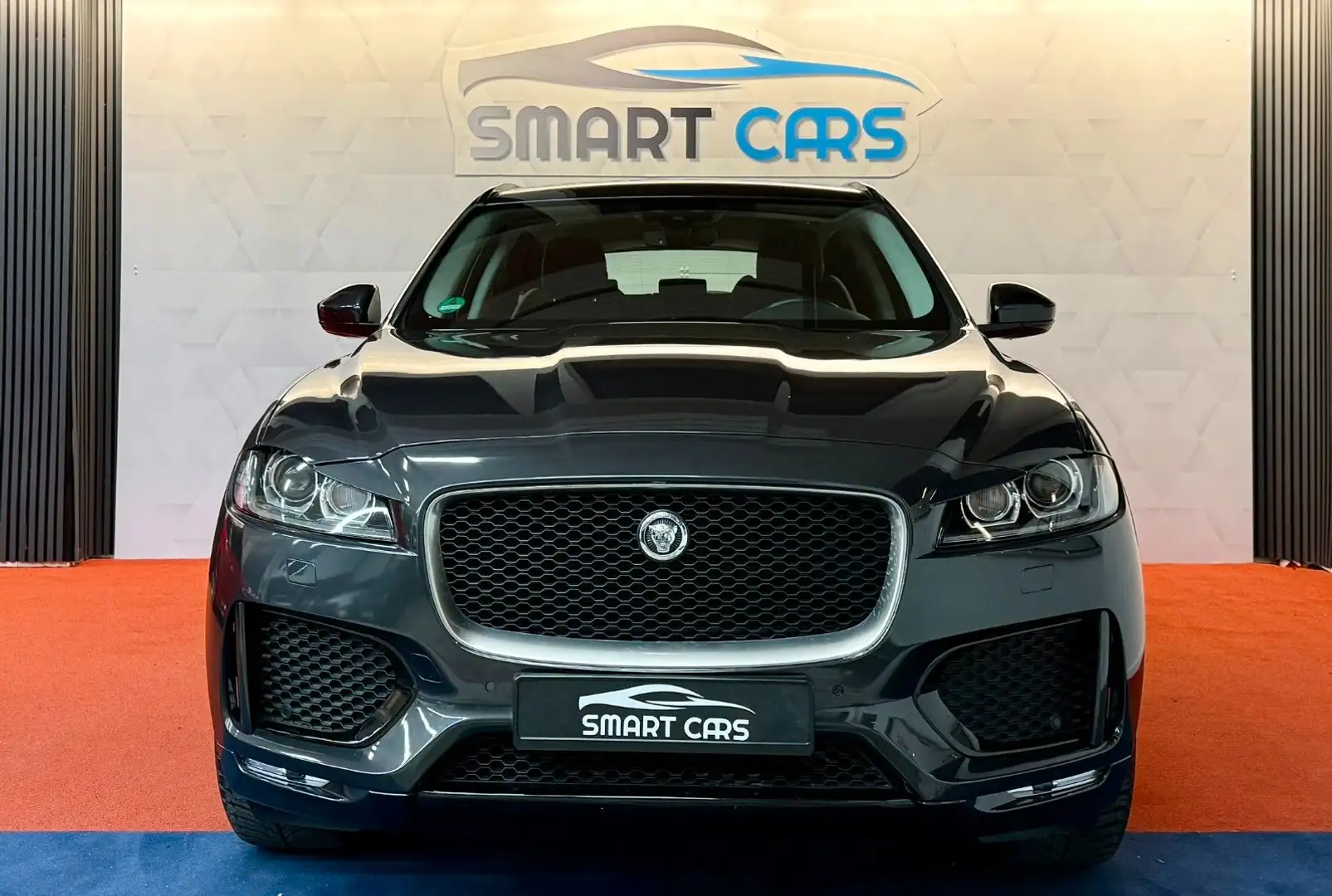 Jaguar F-Pace 20d R-Sport*Leder*Kamera*Xenon*Tempo* Grau - 2