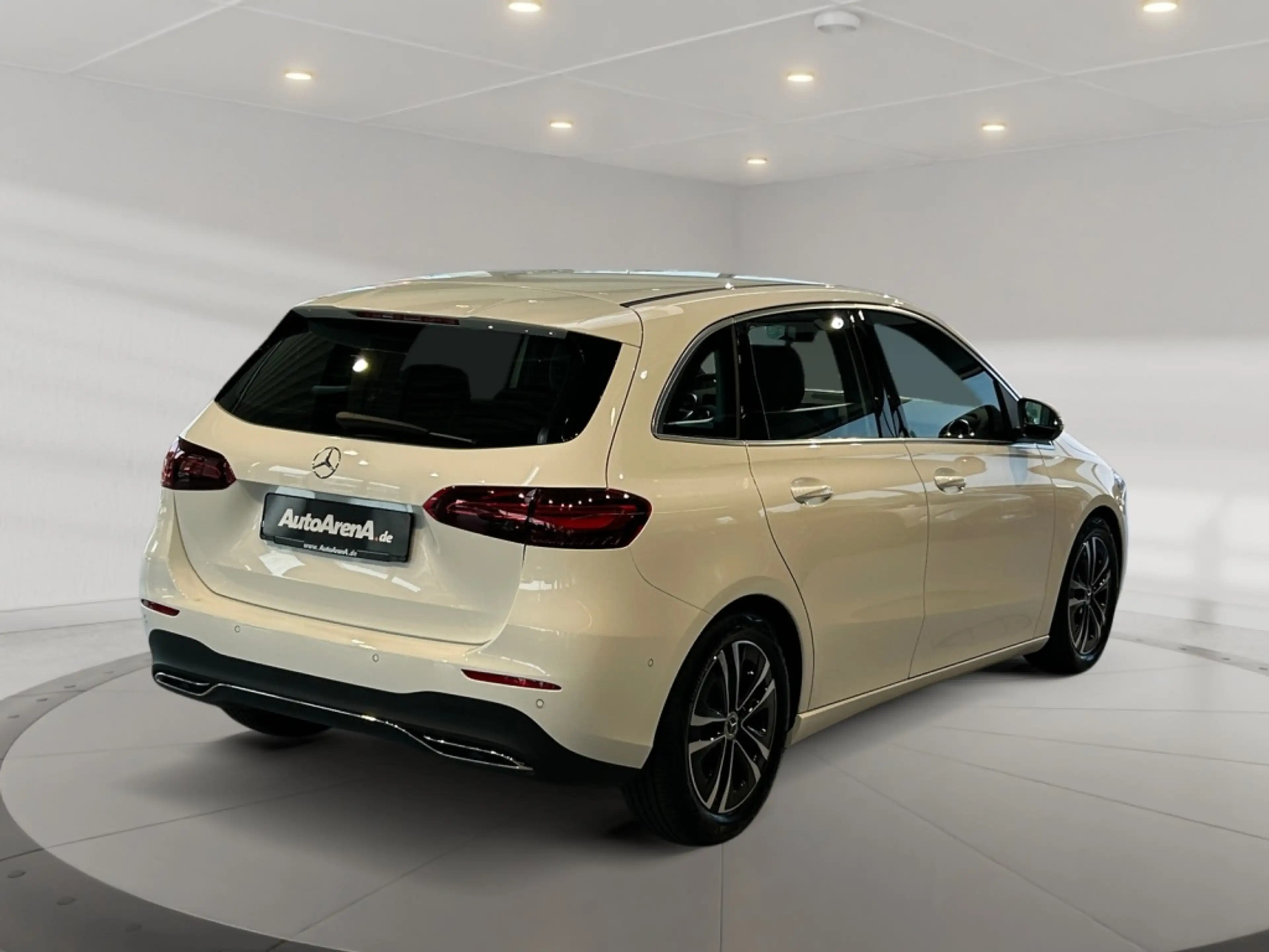 Mercedes-Benz B 200 d Progressive MBUX+Progressive+AHK+Wide — photo 4