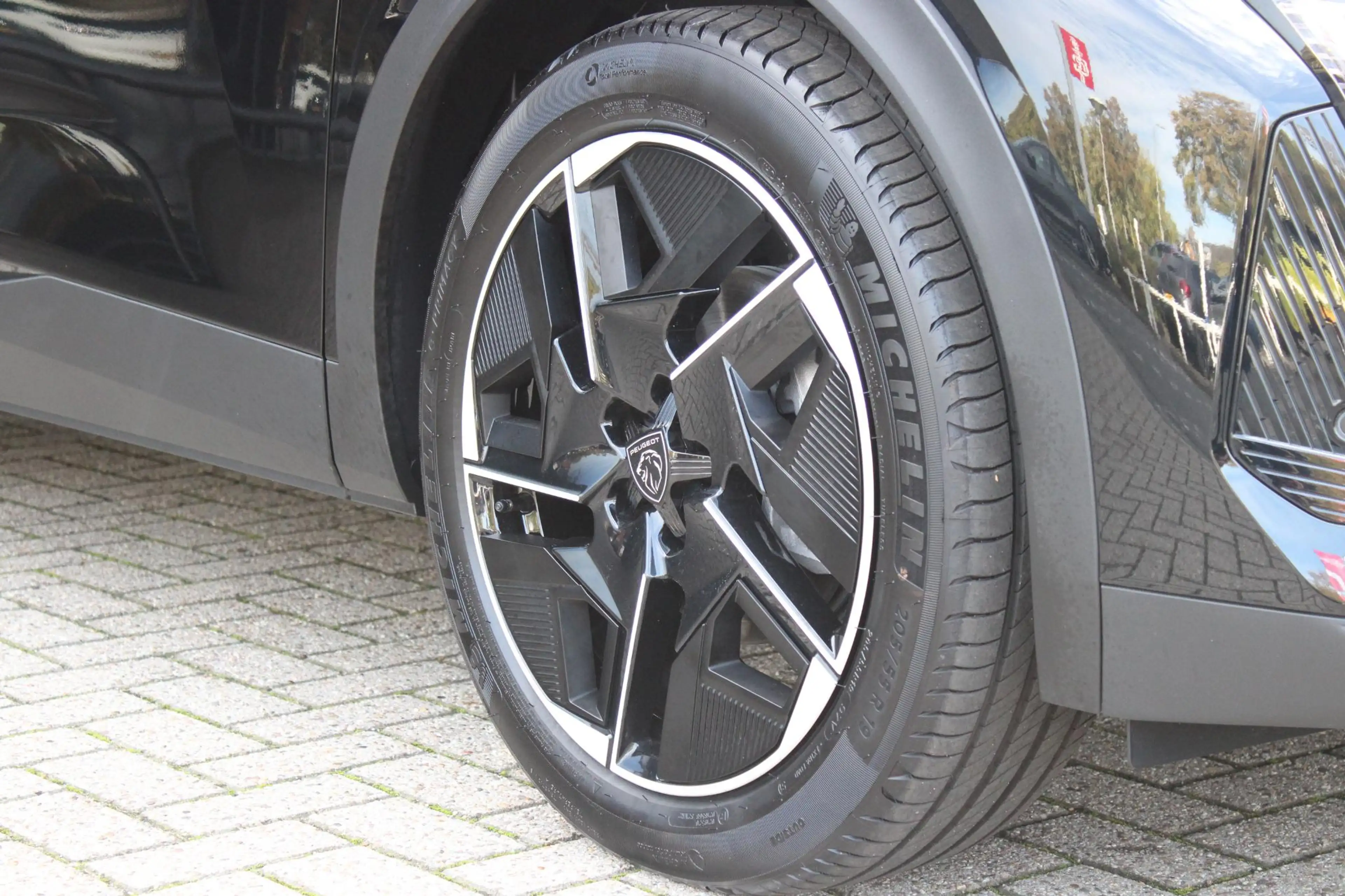 Peugeot 408 1.2 Hybrid 145PK AUTOMAAT GT *NIEUWE AUTO!* | ELEK — photo 11