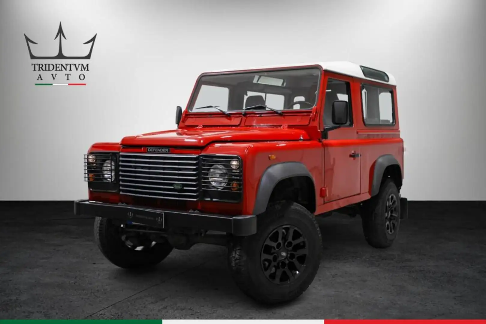 Land Rover Defender 90 2.5 td5 S SW Rouge - 1