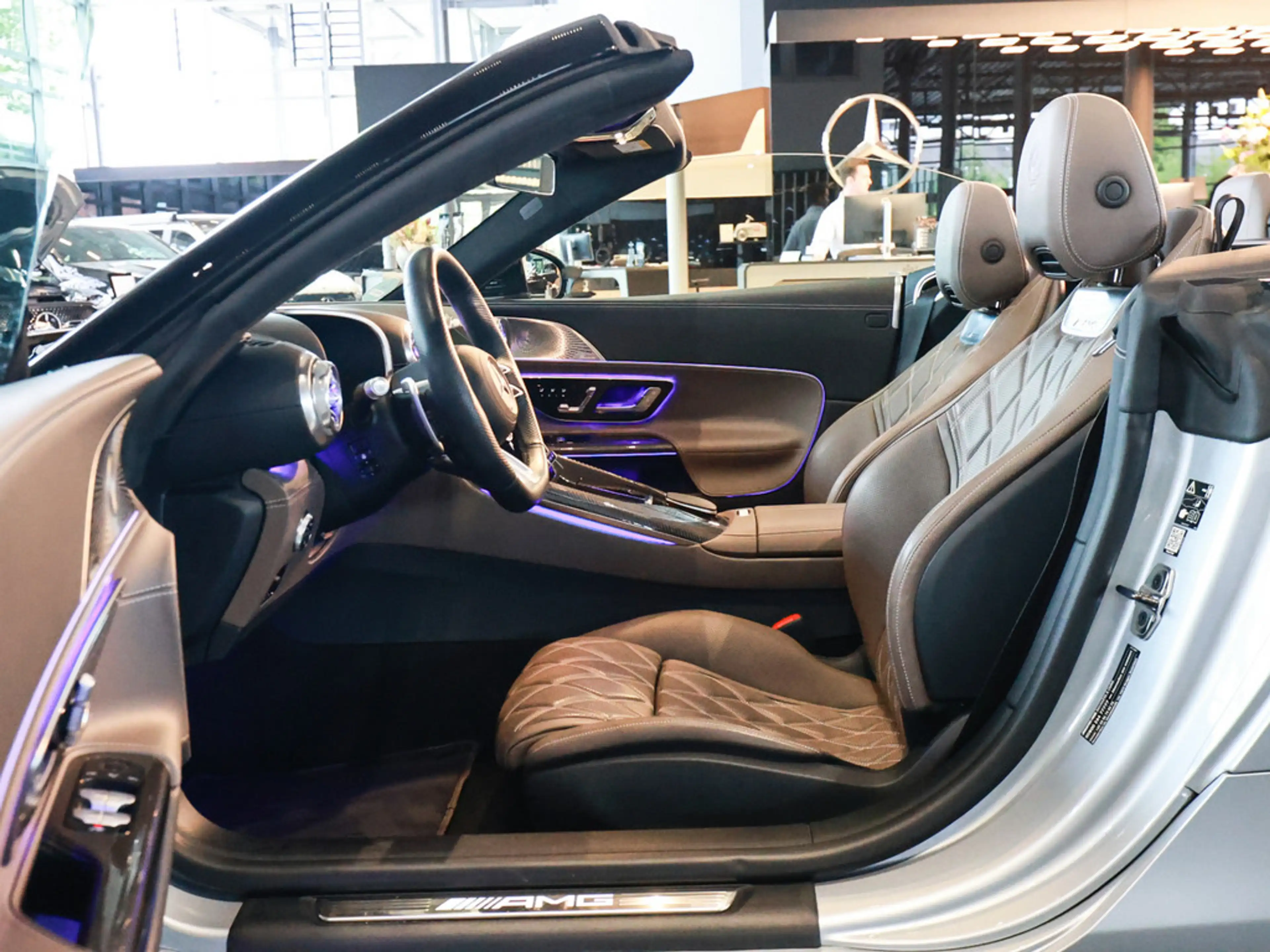 Mercedes-Benz SL 63 AMG 4M+ SITZBEL. BURMESTER HUD 360° SHZ — photo 5