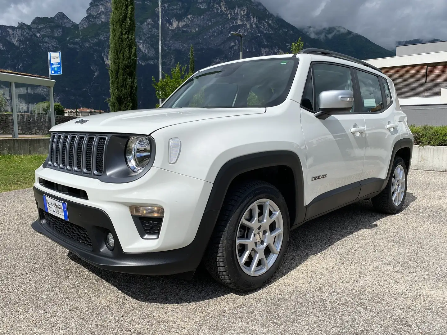 Jeep Renegade Renegade 1.3 t4 Limited 4xe at6 190cv Blanc - 2