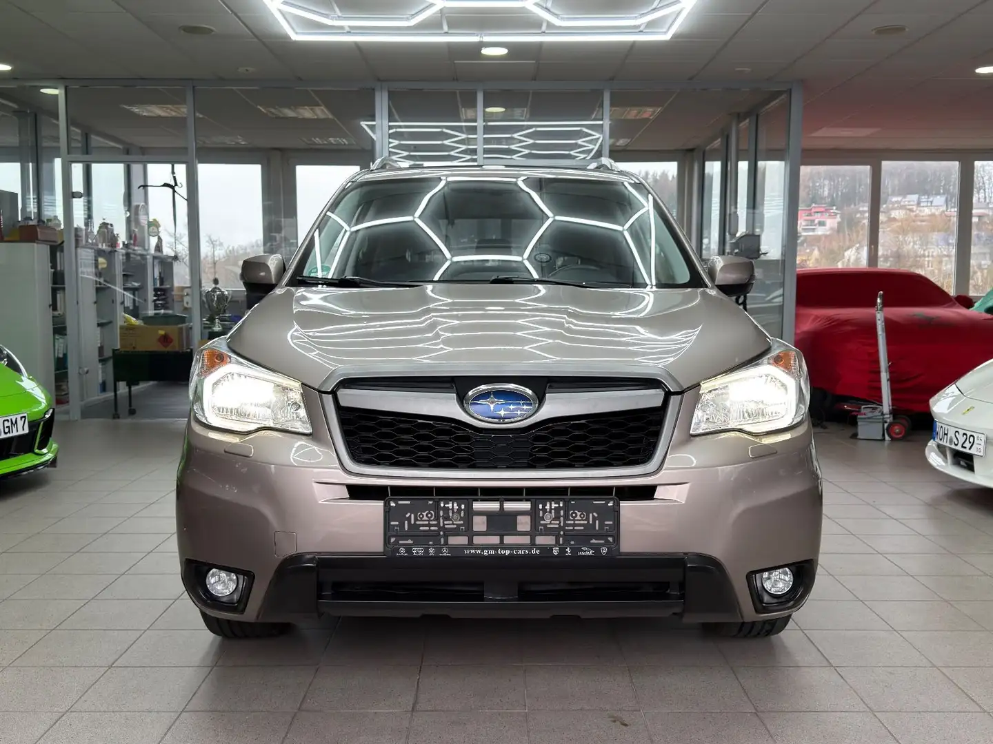 Subaru Forester 2.0 Exclusive Xenon Shz Klima Pano 4x4 Brown - 2