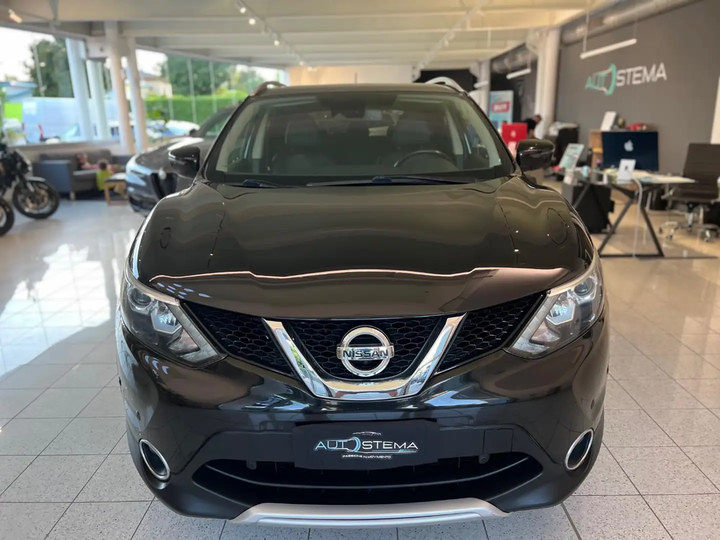 Nissan Qashqai 1.6 dCi 4WD Black Edition - FULL OPTIONAL! Noir - 2