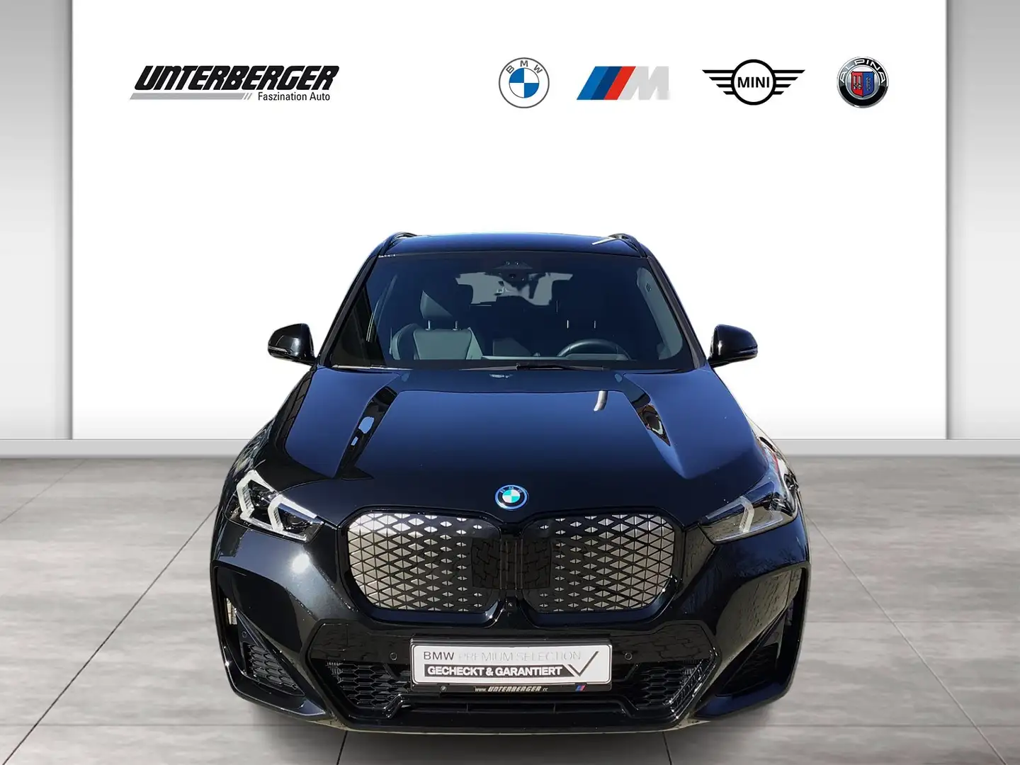 BMW iX1 xDrive30 M SPORTPAKET-AHK-HEAD UP-HARMAN KARDON Černá - 2