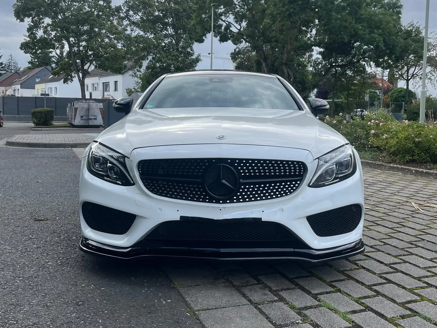 Mercedes-Benz C 400 C 400 Coupe 4Matic 9G-TRONIC AMG Line Weiß - 2