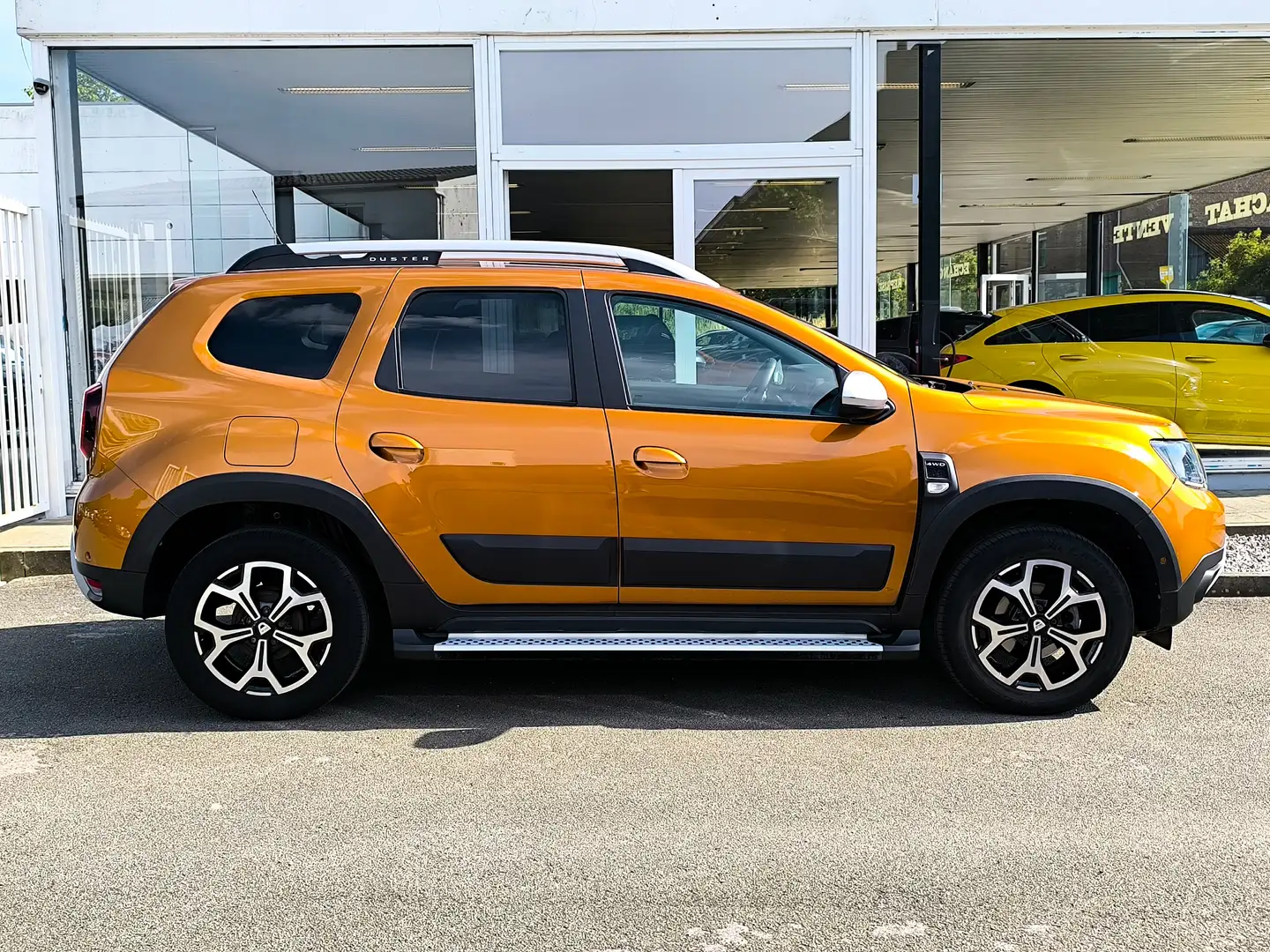 Dacia Duster Duster 1.5 dCi 4WD CLIM GPS CAMERA MARCHE PIED Bronze - 2