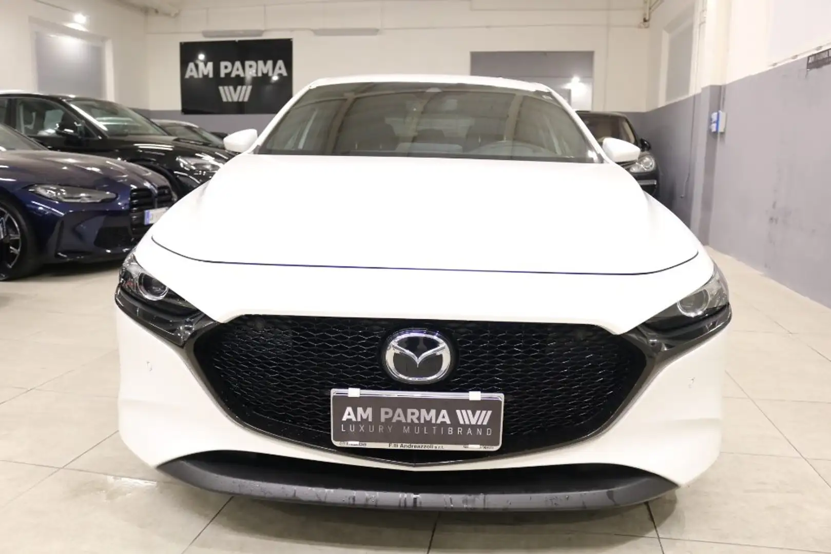 Mazda 3 2.0L Skyactiv-G M-Hybrid Exclusive Bianco - 2
