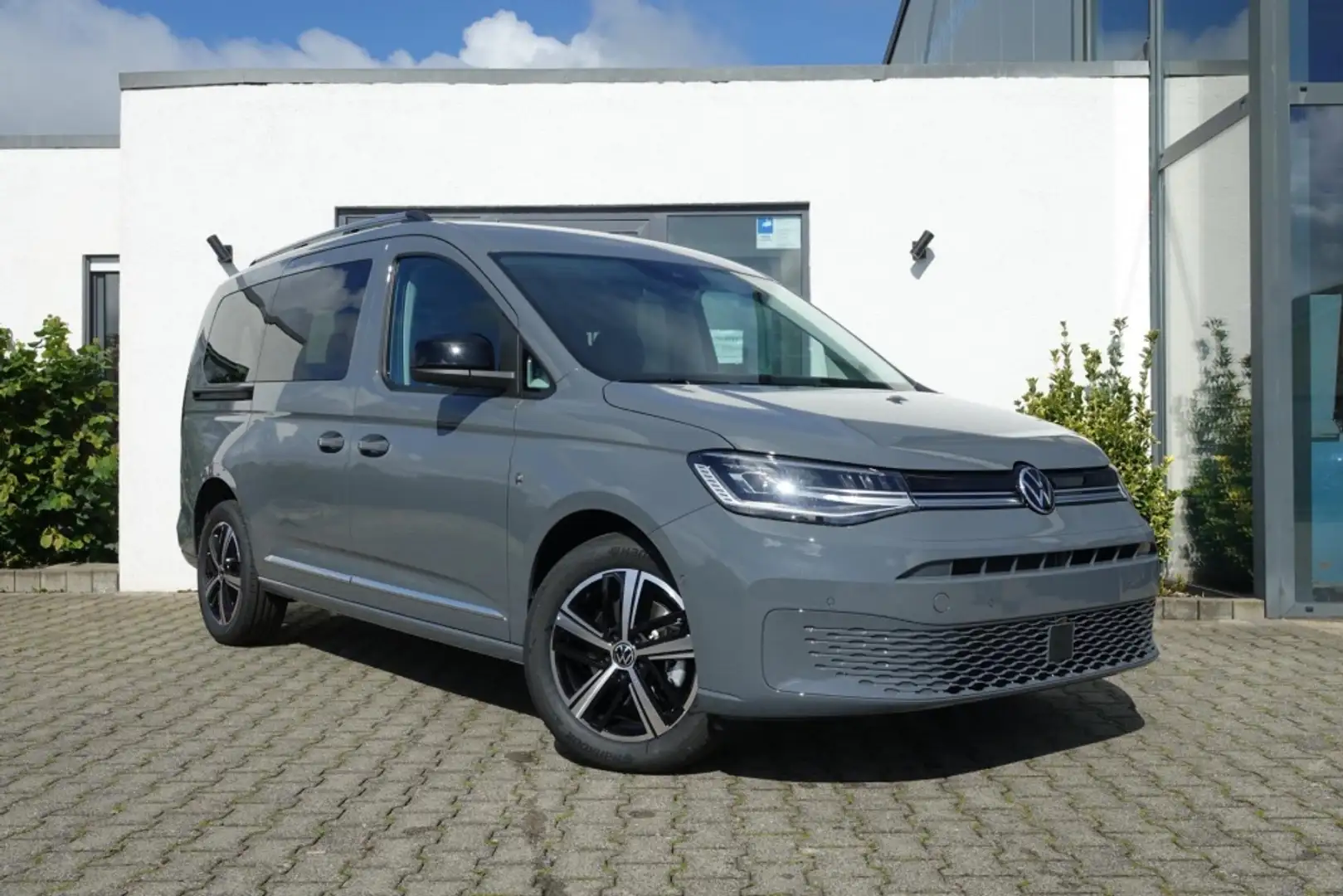 Volkswagen Caddy Maxi STYLE TDI DSG Panodach UPE 55.100EUR* Szürke - 1