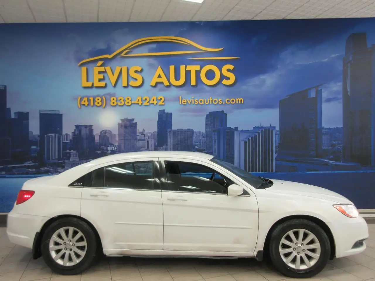 2011 Chrysler 200