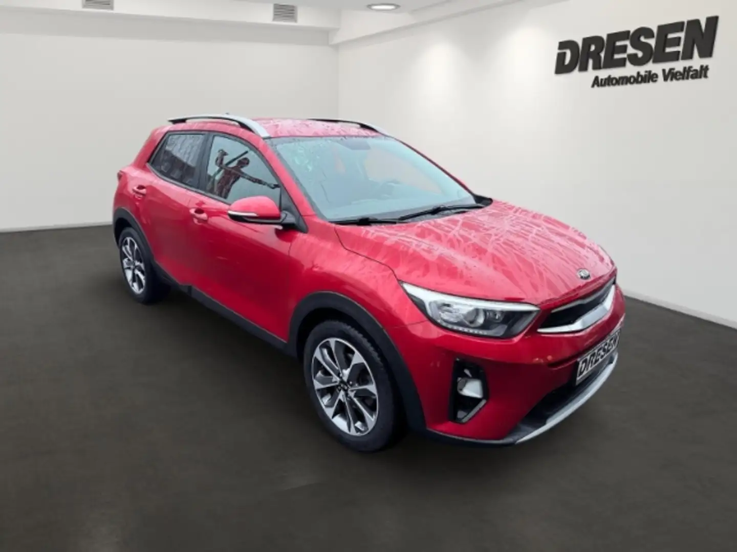 Kia Stonic DREAM TEAM 1.0 T-GDI NAVI,DAB,KLIMA,SITZHZG,LENKRA Rot - 2