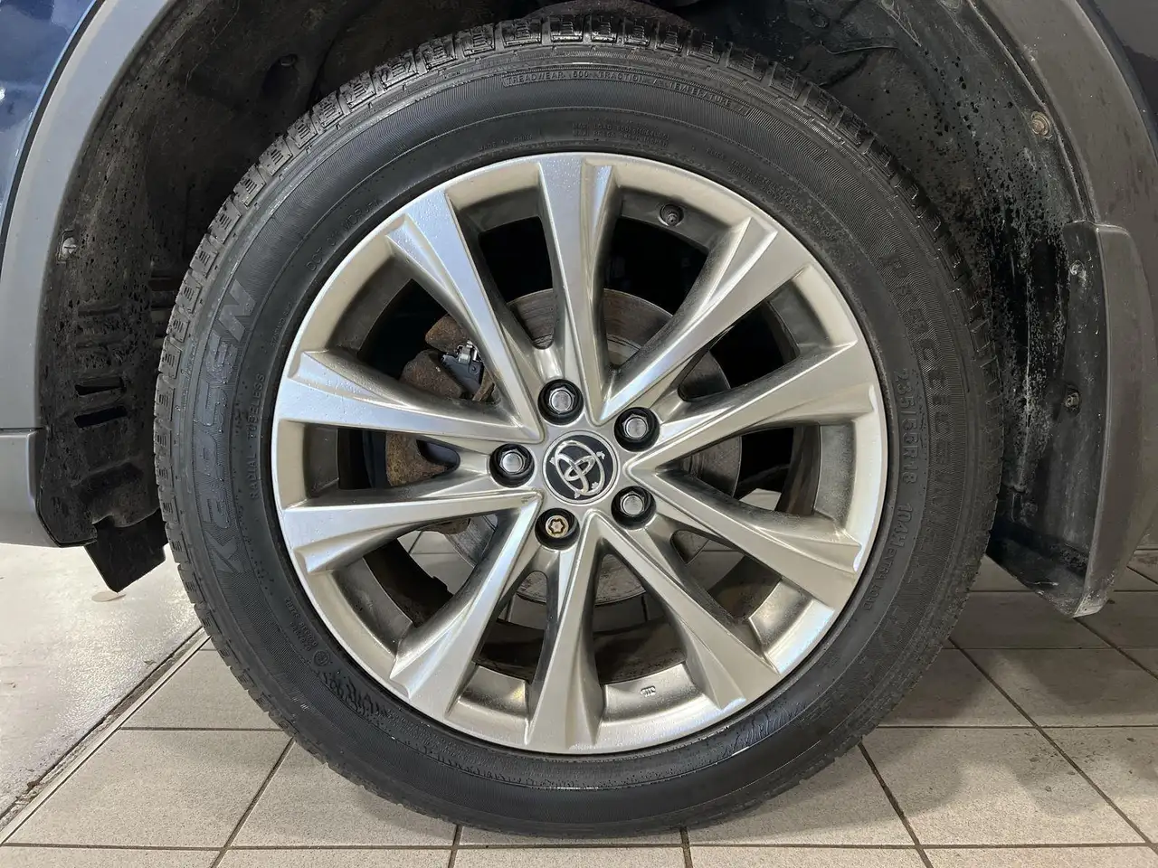 Toyota RAV 4 снимка Toyota RAV 4