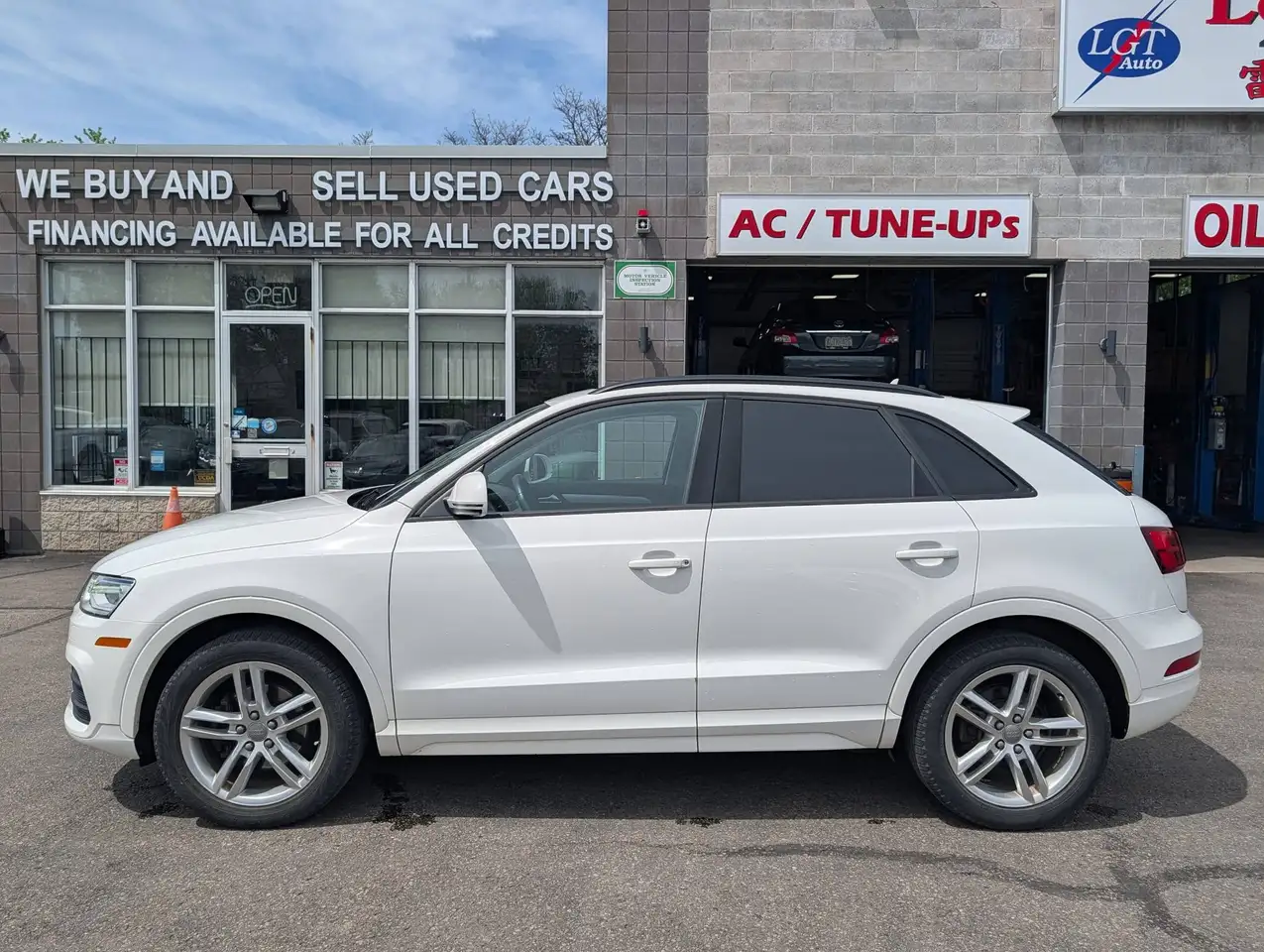 Audi Q3 photo Audi Q3