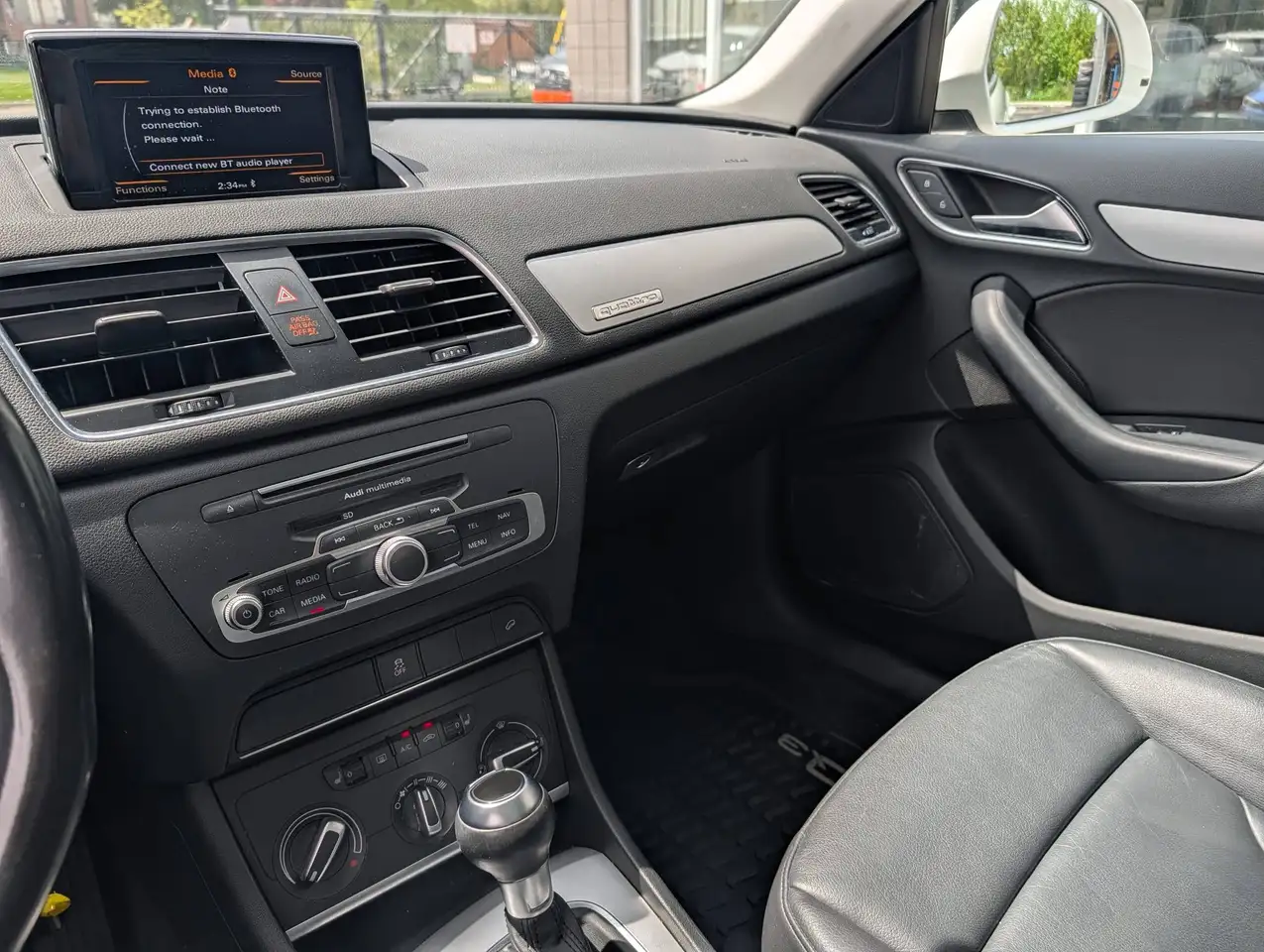 Audi Q3 photo Audi Q3
