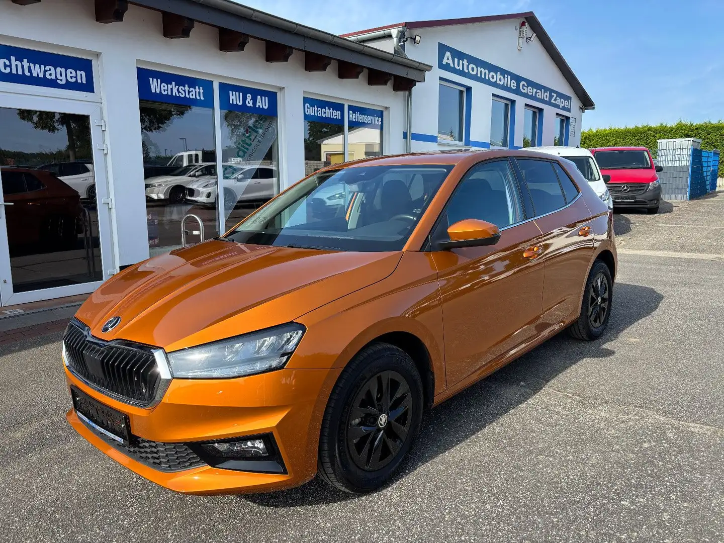 Skoda Fabia 1,0 TSI DSG *Style Plus* Aut./Navi/PDC/SH Orange - 1