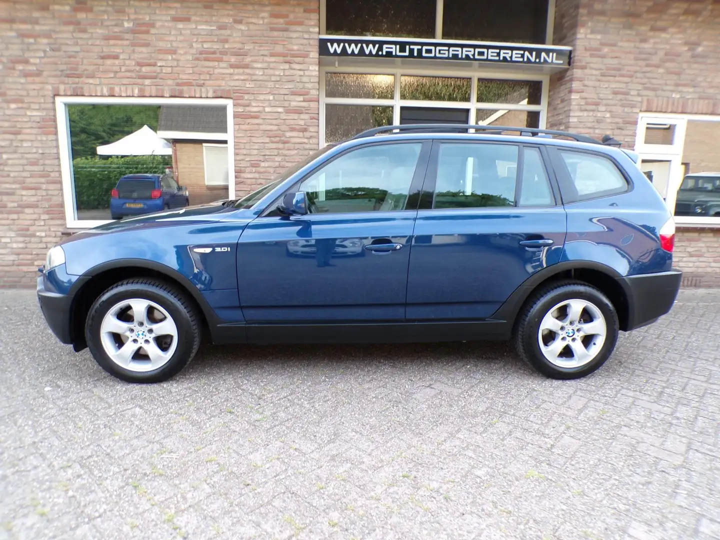 BMW X3 3.0i Automaat / Leder / Navi / Panoramadak Blau - 2