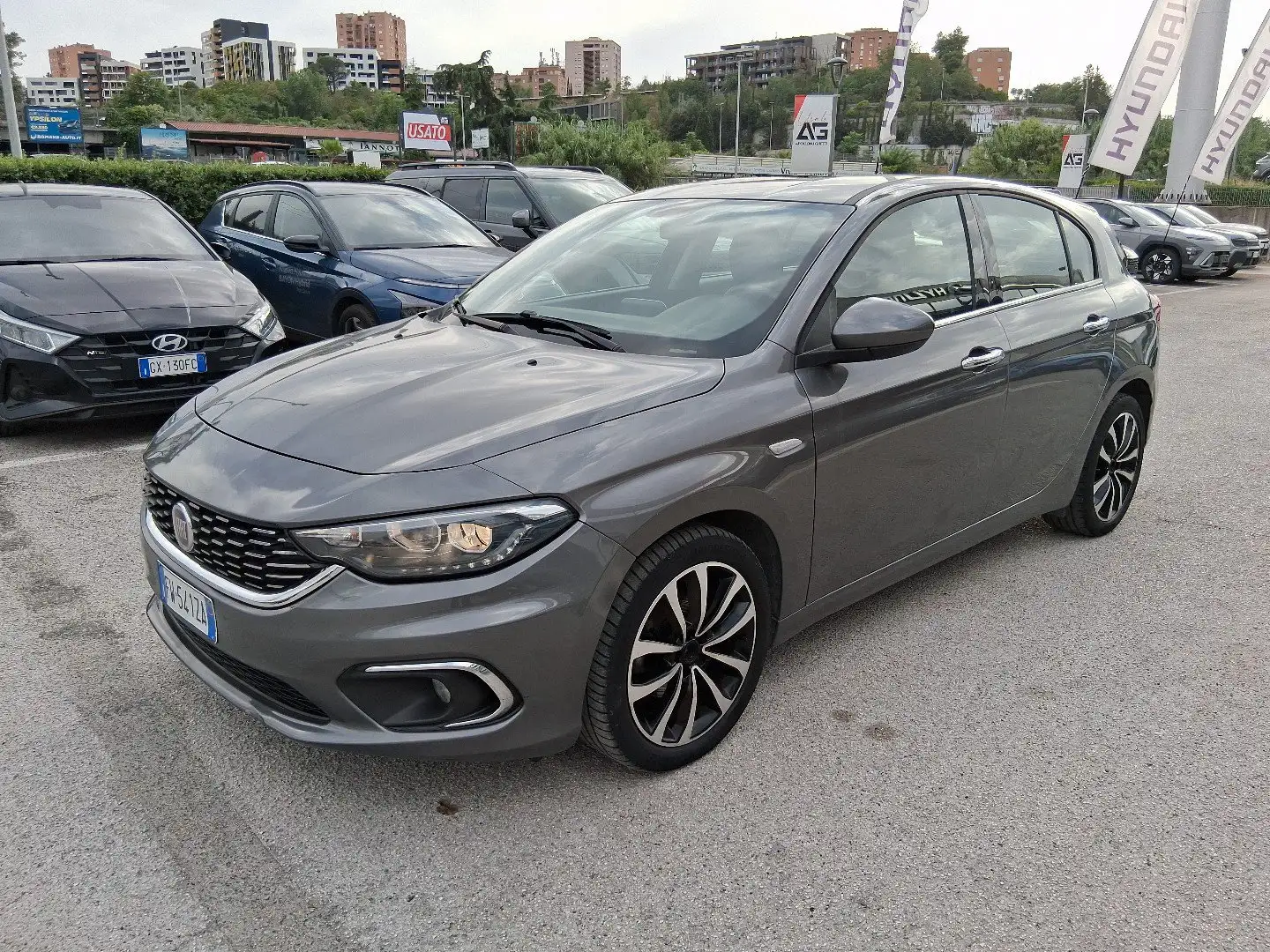 Fiat Tipo Tipo 1.4 T-Jet 120CV 5 porte Lounge Grigio - 1
