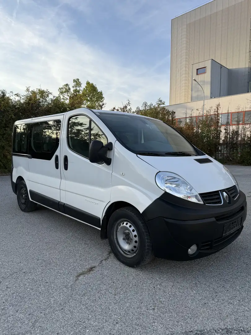 Renault Trafic Renault Trafic 2.0 Passenger 8+1 - 1