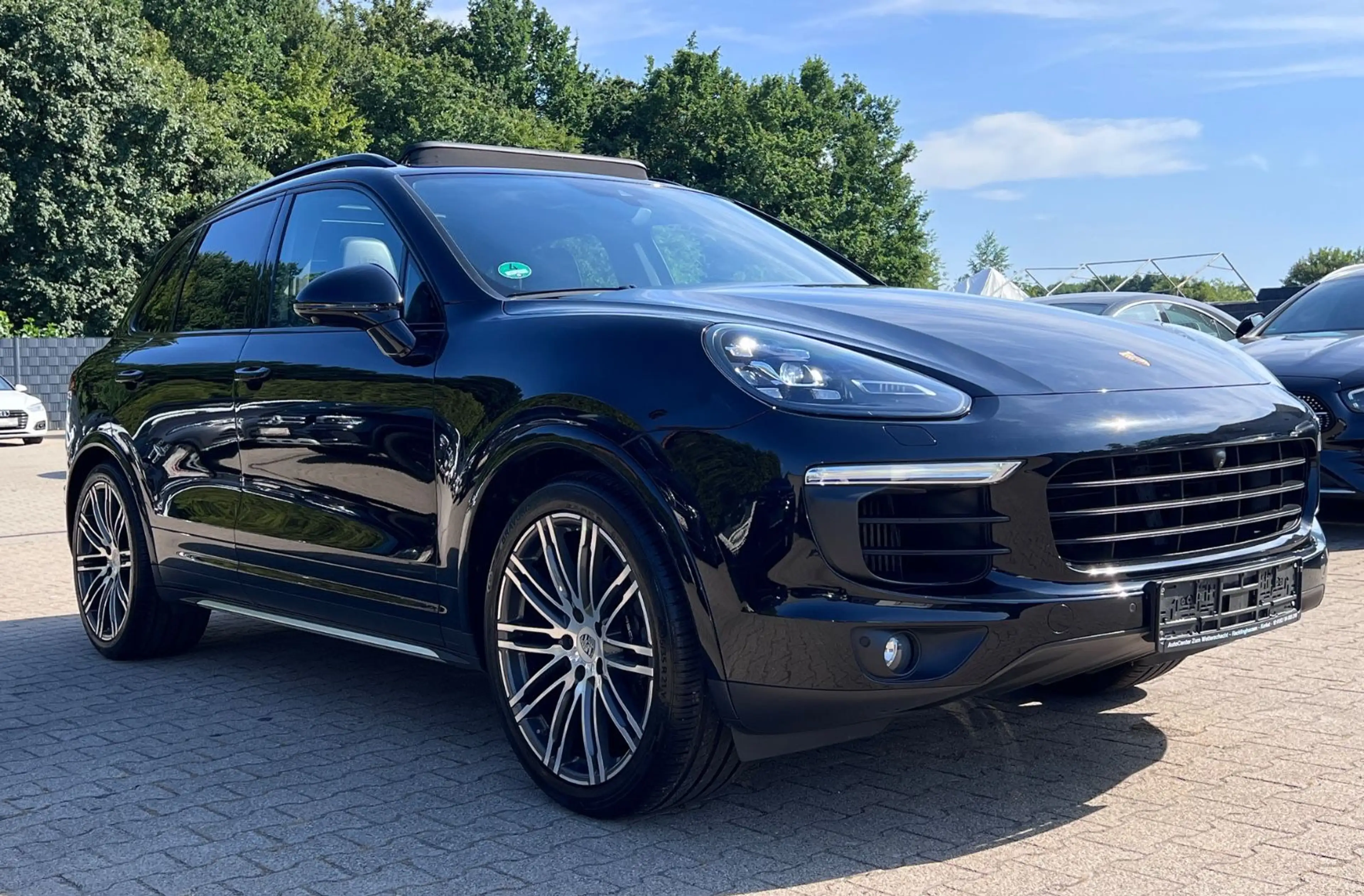 Porsche Cayenne Diesel Platinum Edition-PANODACH-360°CAM — photo 15
