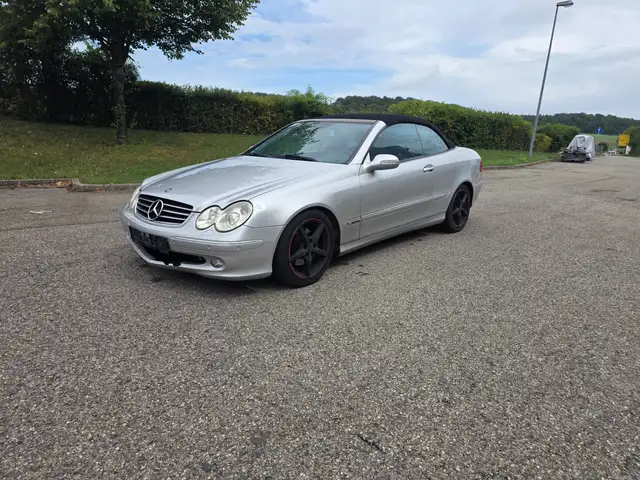 Mercedes-Benz CLK 320 Cabrio Avantgarde Klimaautomatik TÜV 03/2028