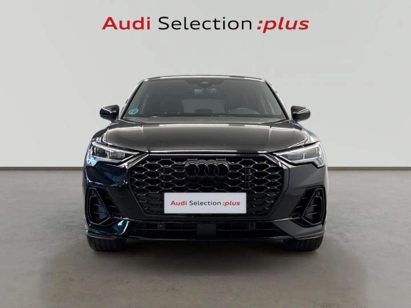 Audi Q3 Sportback 35 TFSI Black line S tronic Negro - 2