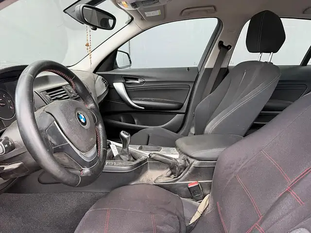 BMW 1 Series view 7
