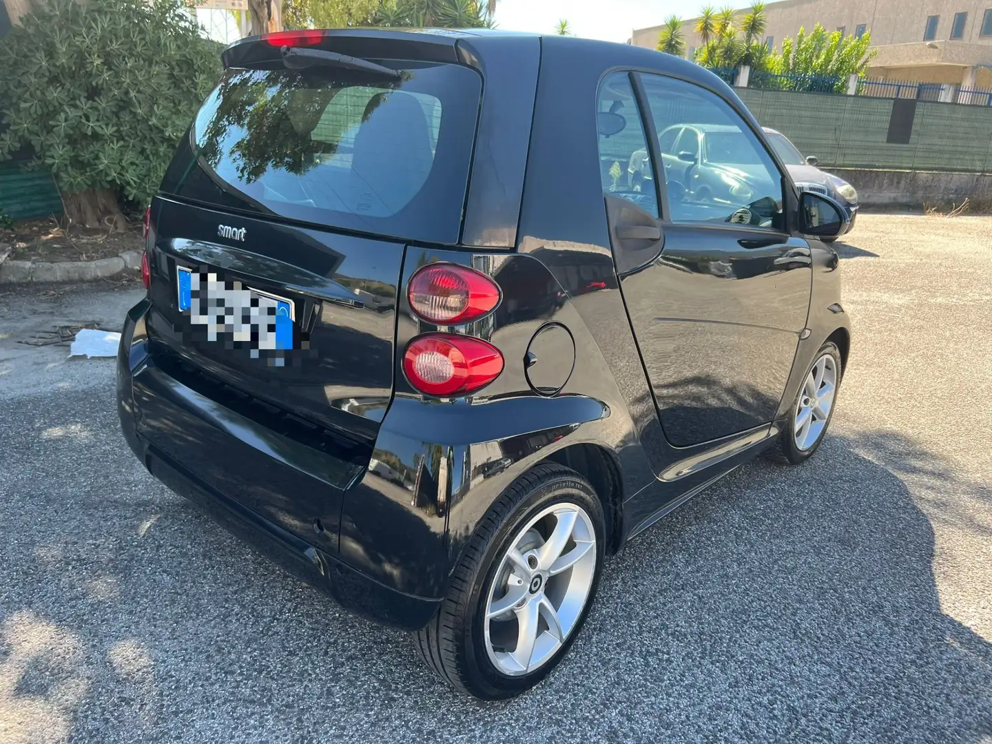 smart forTwo fortwo 1000 62 kW coupé passion Schwarz - 1