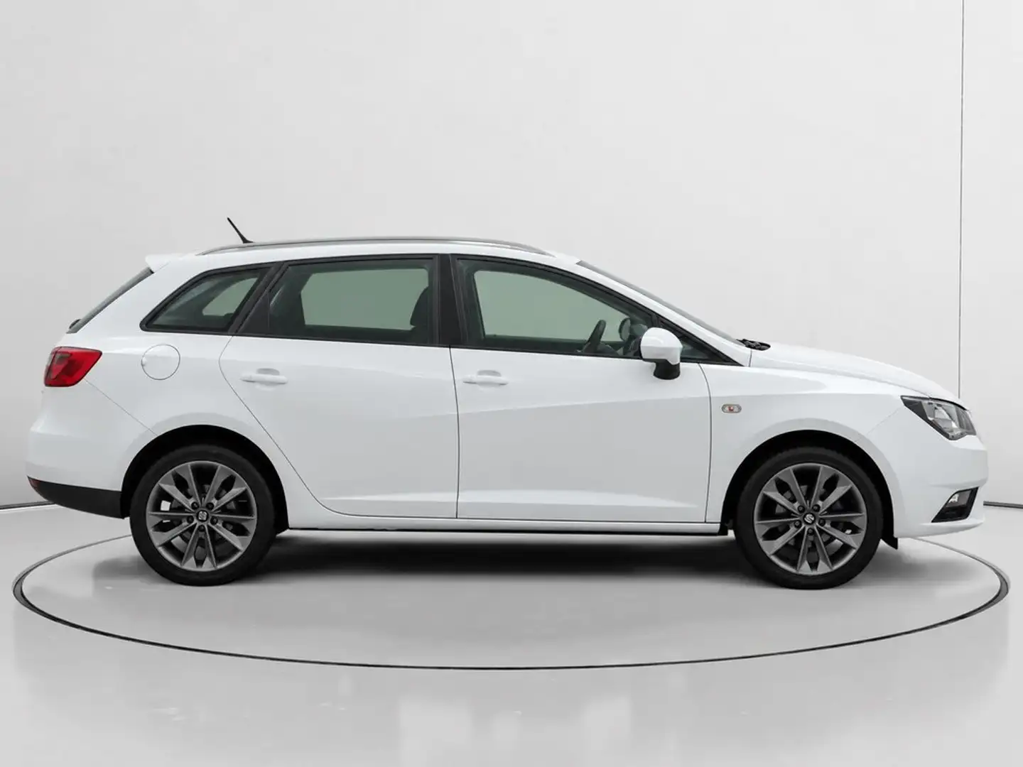 SEAT Ibiza ST 1.6TDI CR Style 90 Blanco - 2
