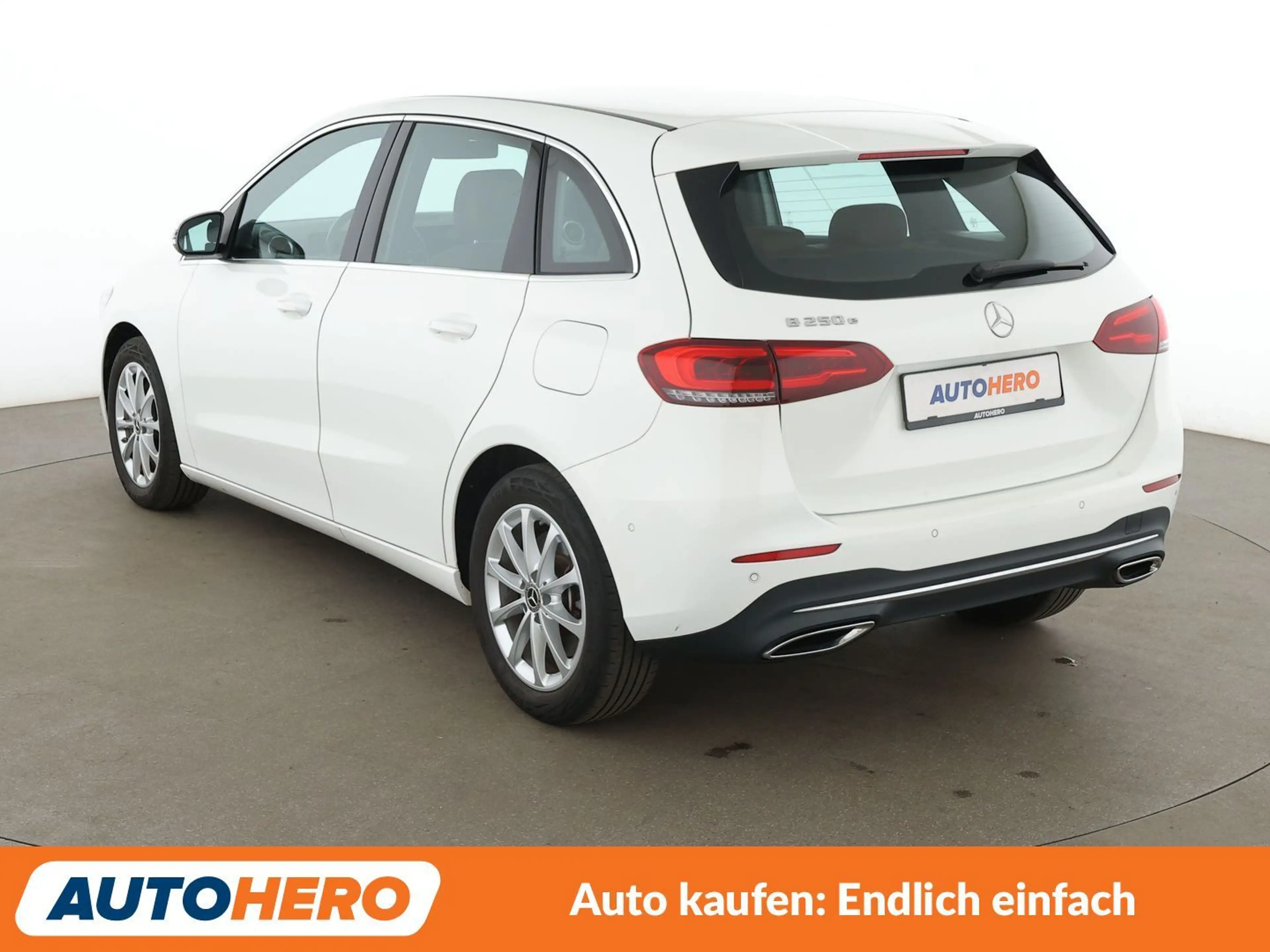 Mercedes-Benz B 250 B 250e Progressive Aut.*NAVI*LED*TEMPO*CAM*PDC* — photo 4
