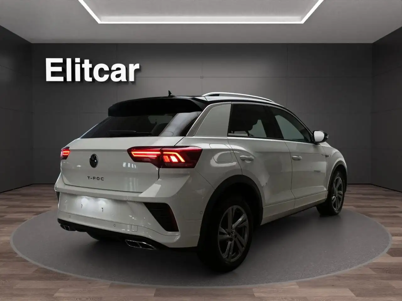 Volkswagen T-Roc 1.5 TSI ACT DSG R-Line 5