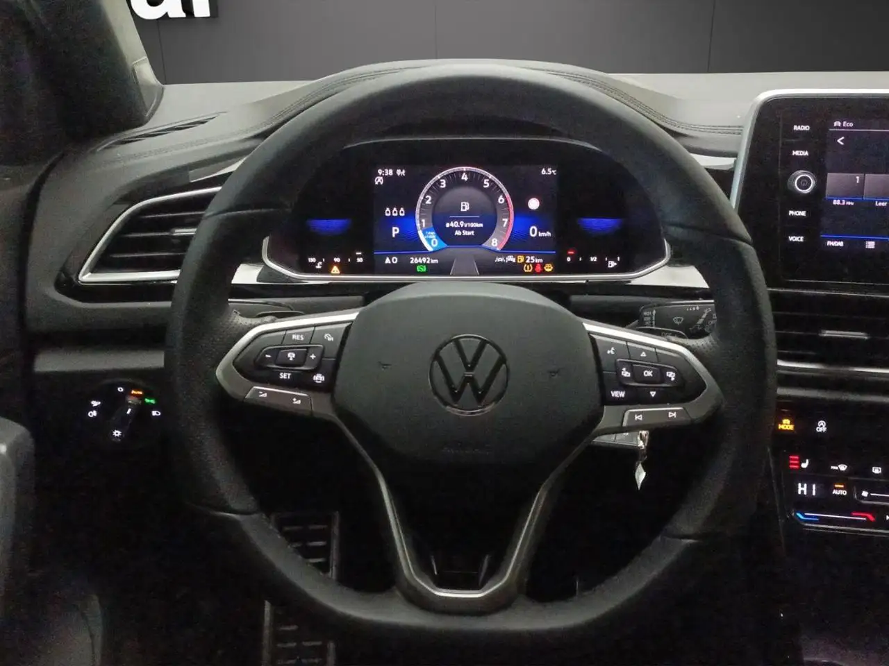 Volkswagen T-Roc 1.5 TSI ACT DSG R-Line 10